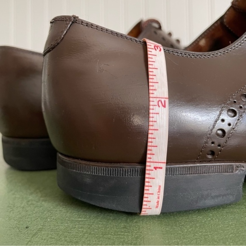 Gucci Unisex Perforated Oxfords in Chocolate Brown Leather *Italy* - Picture 8 of 16